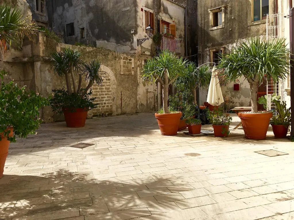 Casa Delle Grazie Apartman Szirakúza 0*,